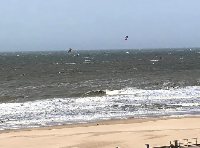 Royal Zeezicht * 奥斯滕德